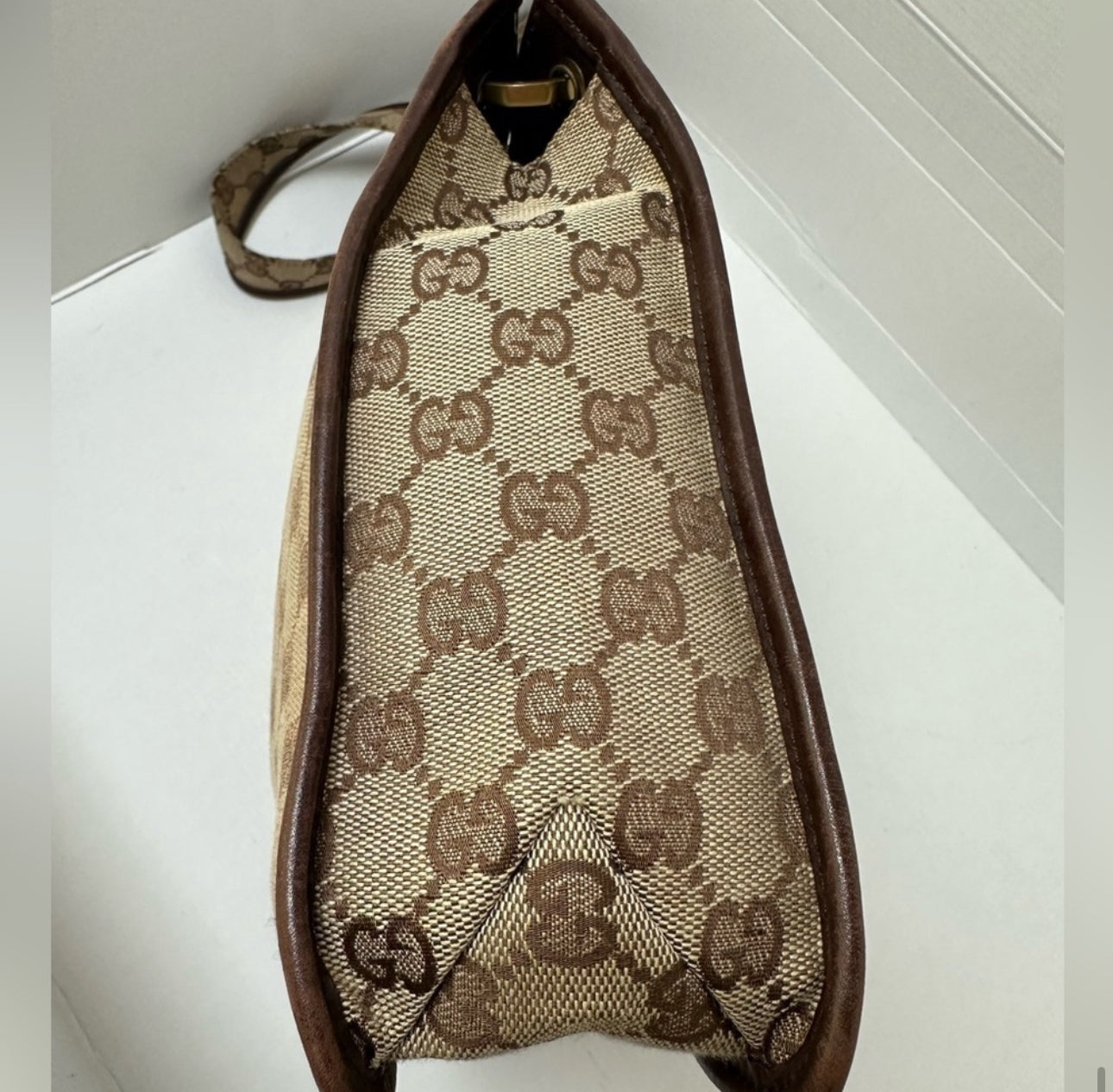 GUCCI GG Canvas Leather crossbody Shoulder Bag
