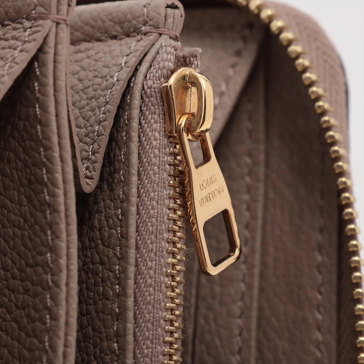 Available Louis Vuitton monogram empreinte Zippy Wallet M69034 True Trail Zip Round Wallet