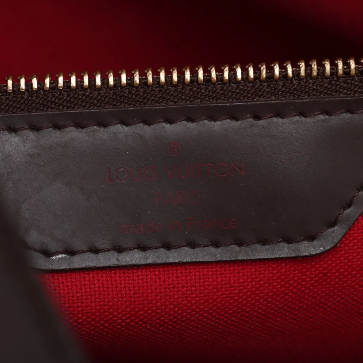 Available Louis Vuitton Damier Chelsea shoulder bag