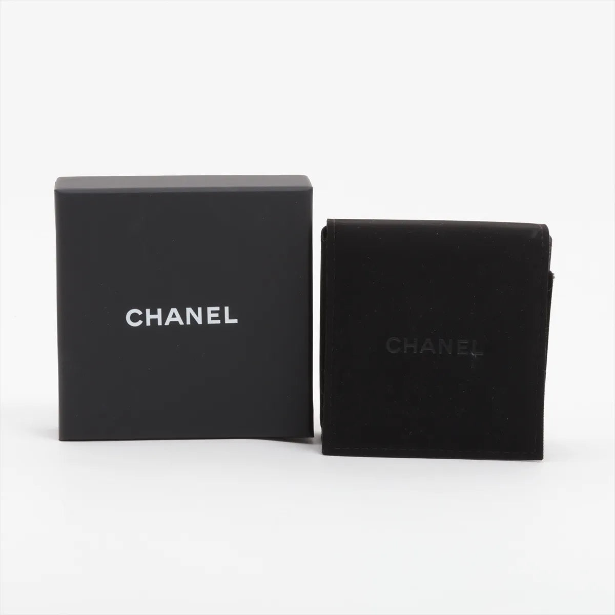 Available Chanel Coco Mark Ribbon B23S Piercing PRE-ORDER