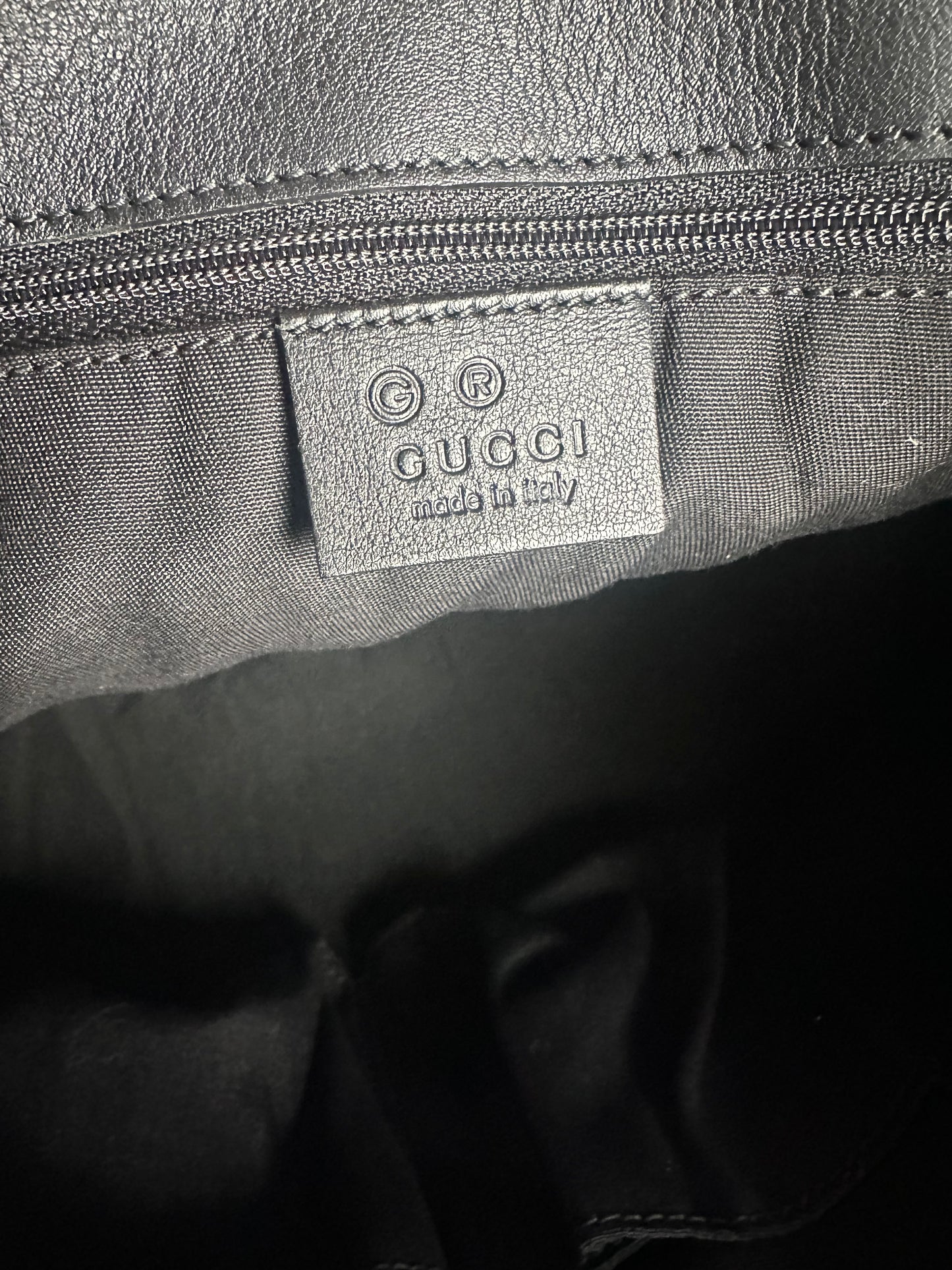 Gucci black leather shoulder bag