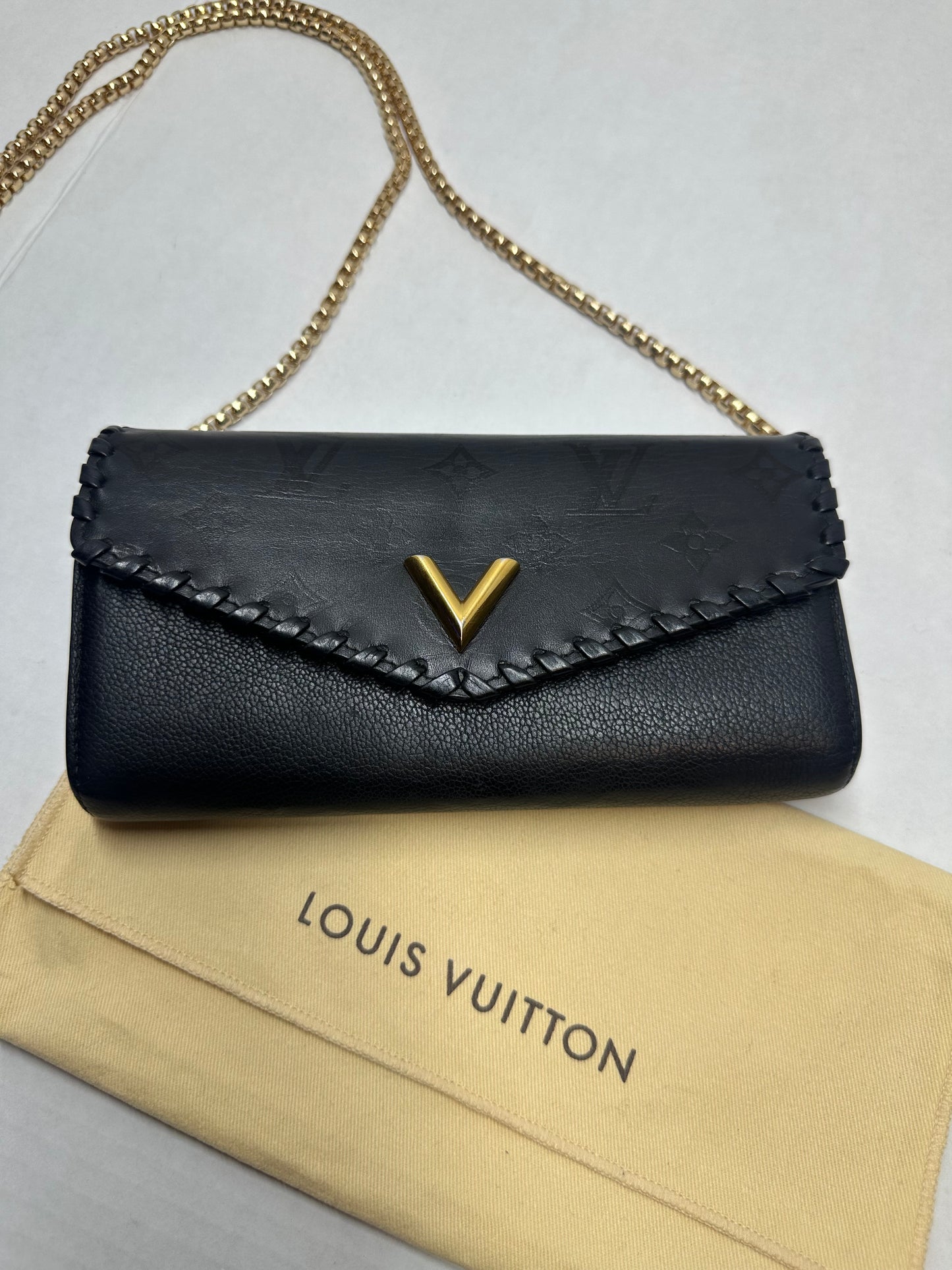 Louis Vuitton Cuir Plume Very Black Long Wallet