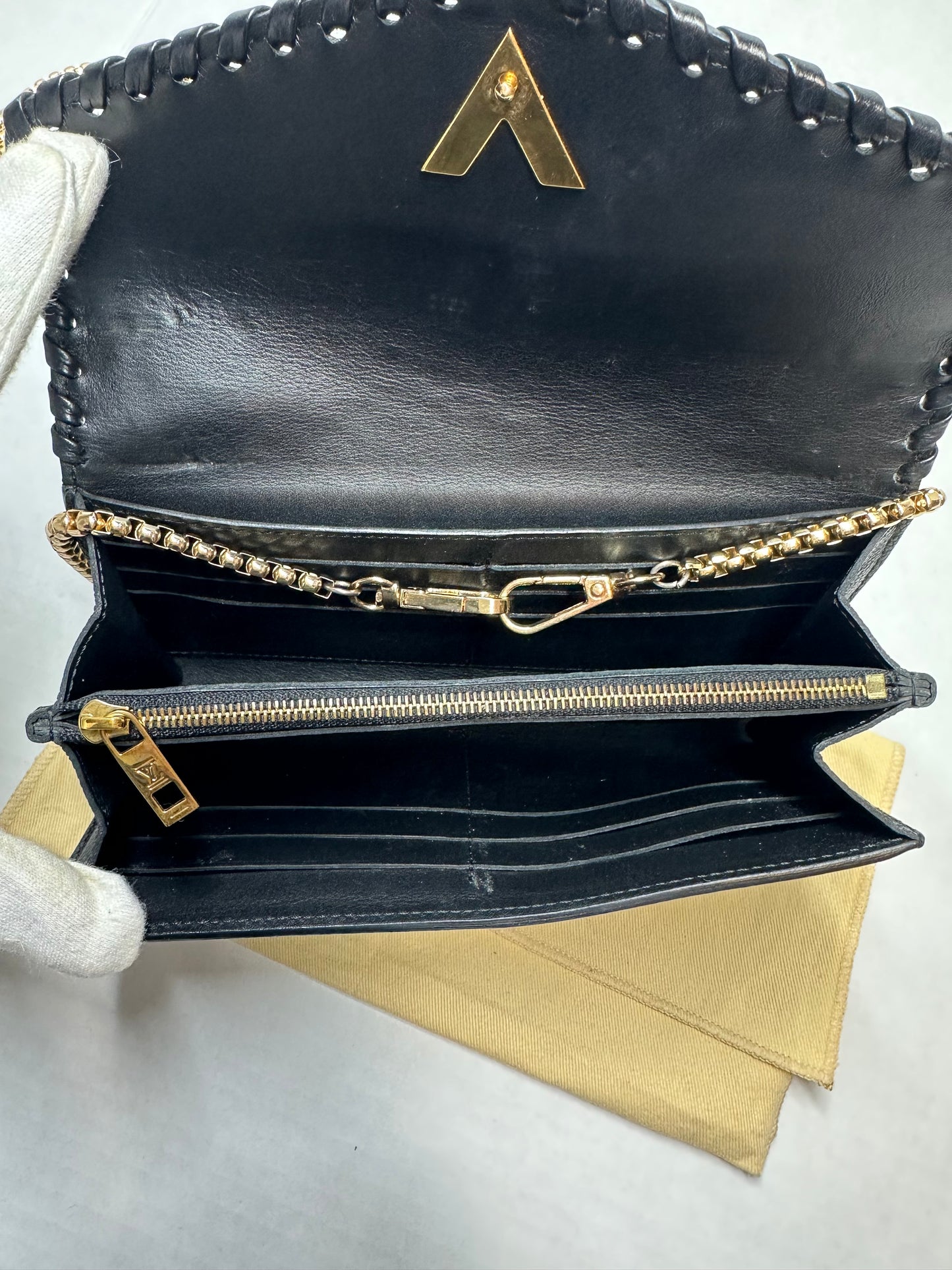 Louis Vuitton Cuir Plume Very Black Long Wallet