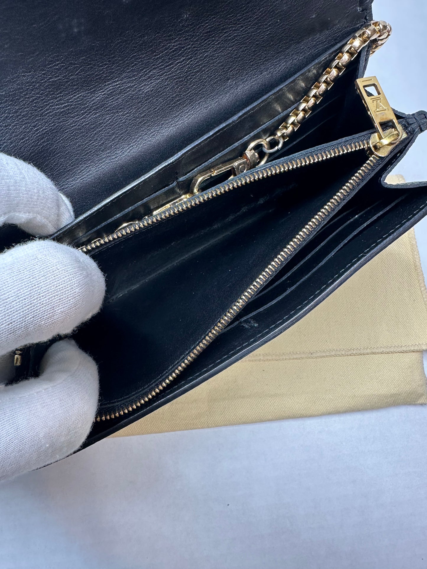 Louis Vuitton Cuir Plume Very Black Long Wallet