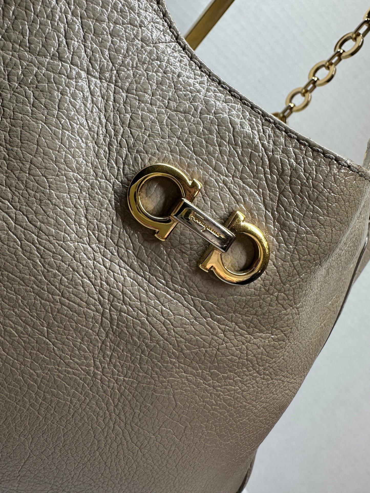 Ferragamo Betulla Chain Tote Leather Small