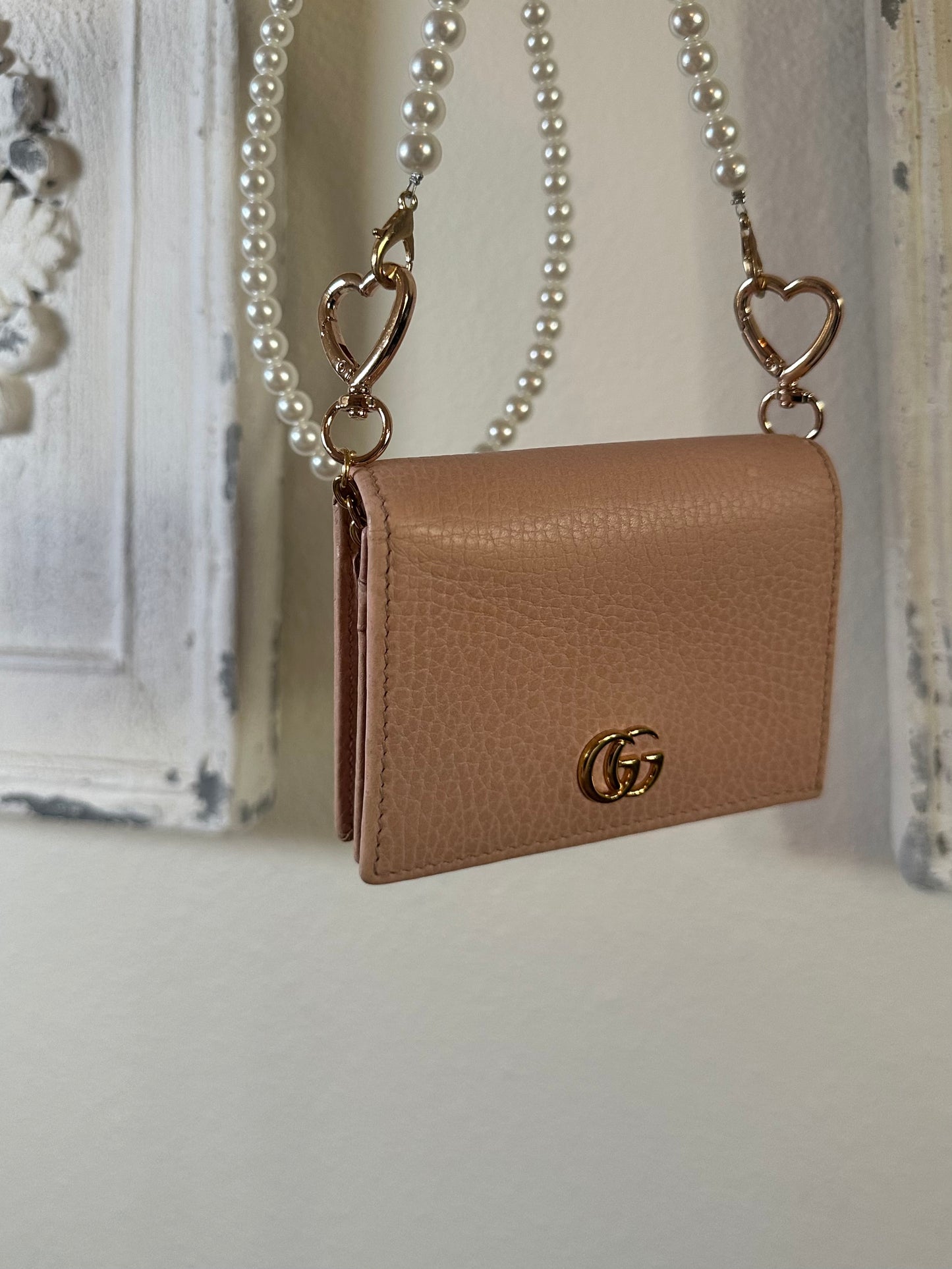 Available Gucci compact wallet Pink Beige
