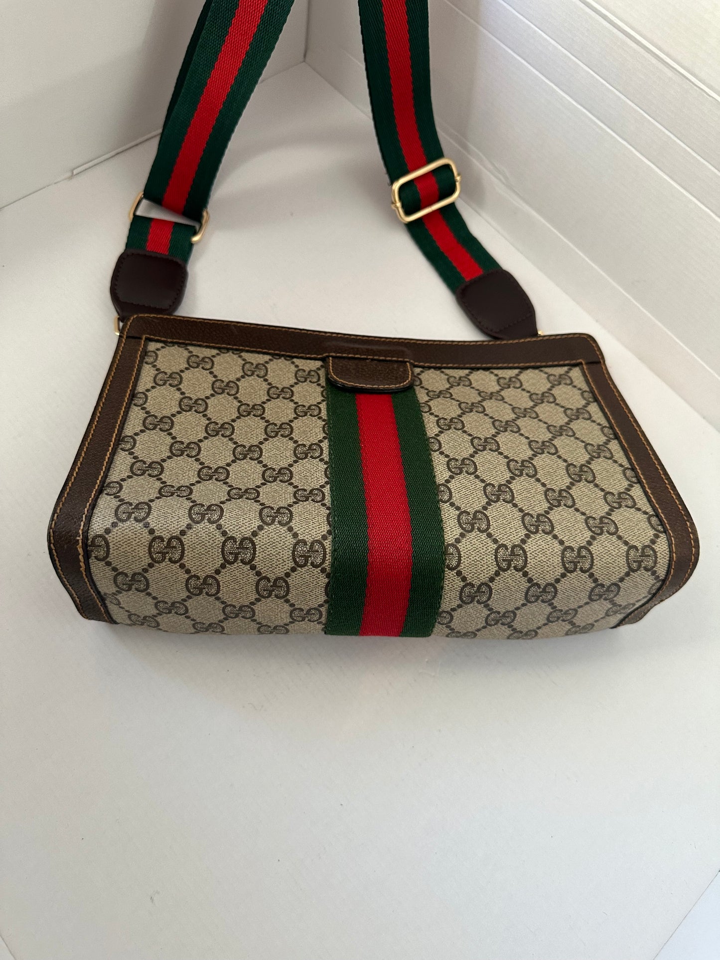 GUCCI PARFUMS make up bag/ clutch crossbody Medium