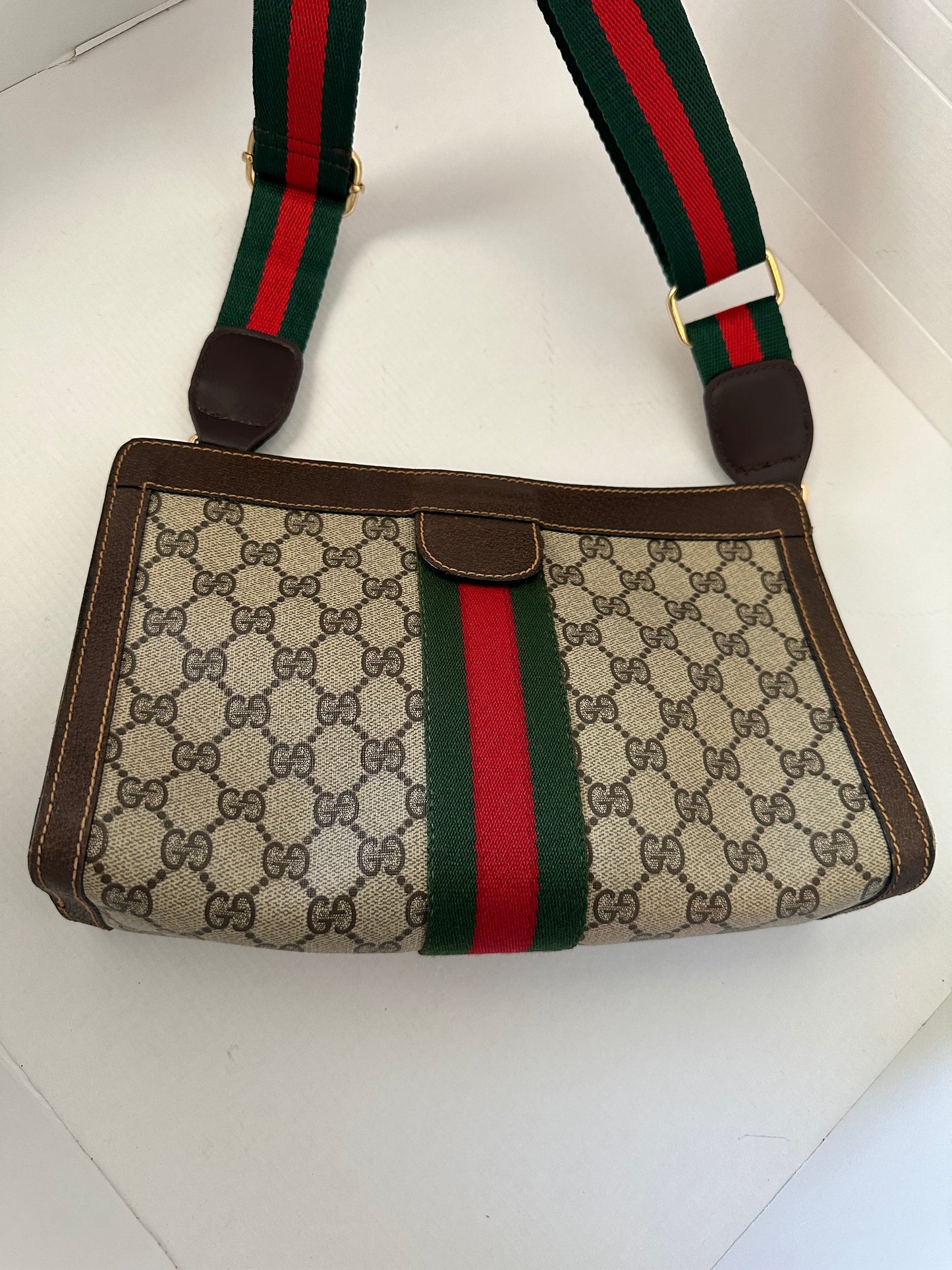 GUCCI PARFUMS make up bag/ clutch crossbody Medium