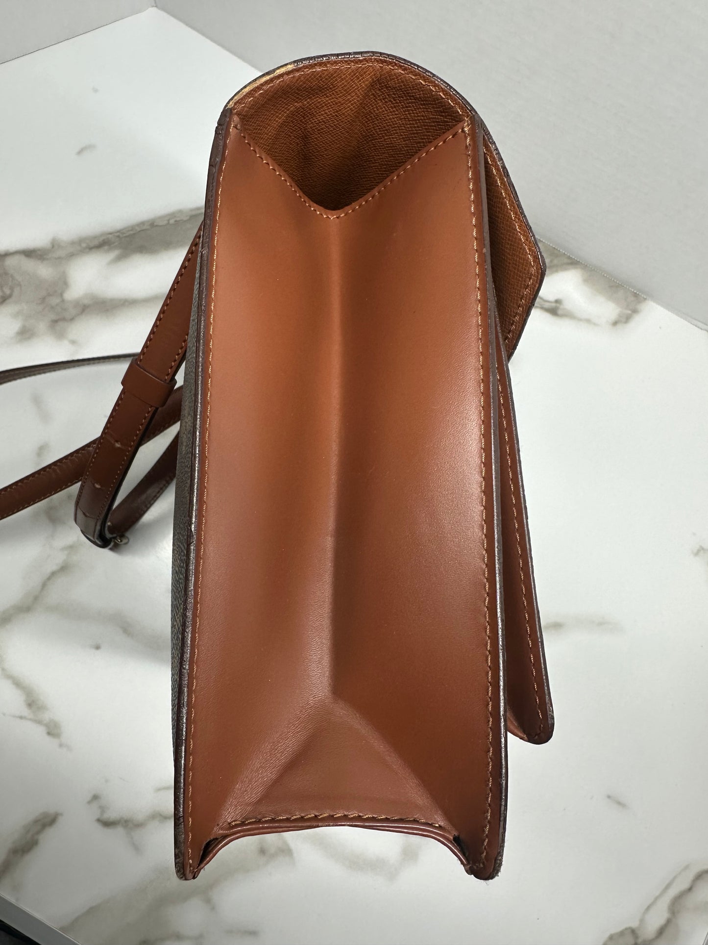 LOUIS VUITTON "Monceau 28"