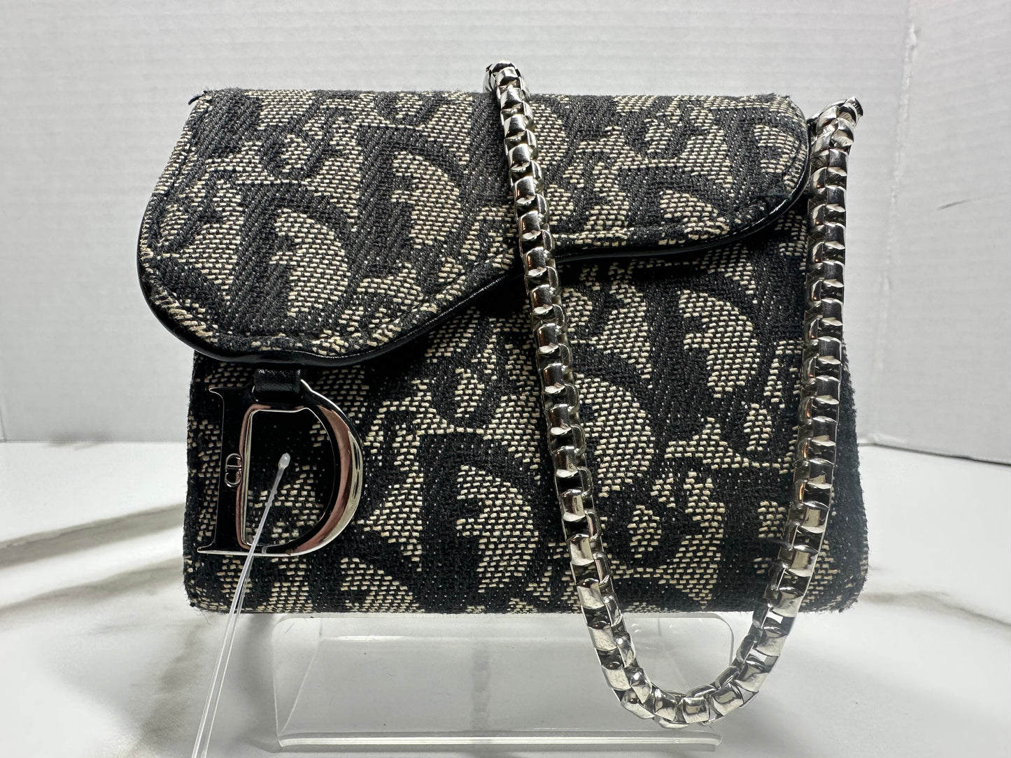 Dior compact WOC