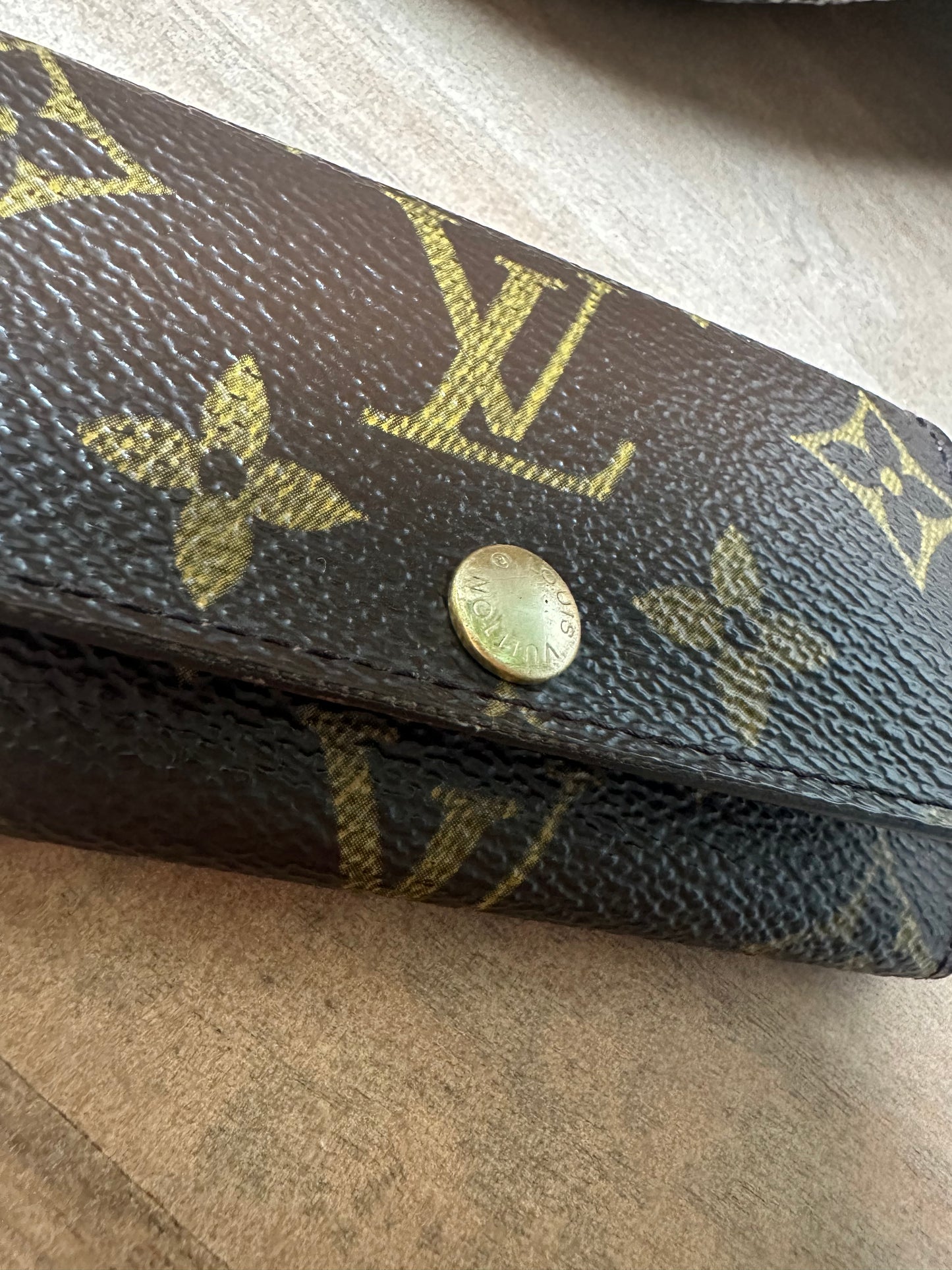 Louis Vuitton vintage Monogram 4 Key Holder