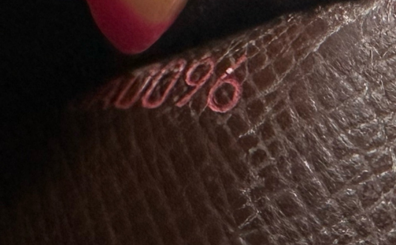 Available Louis Vuitton Damier Ebene WOC
