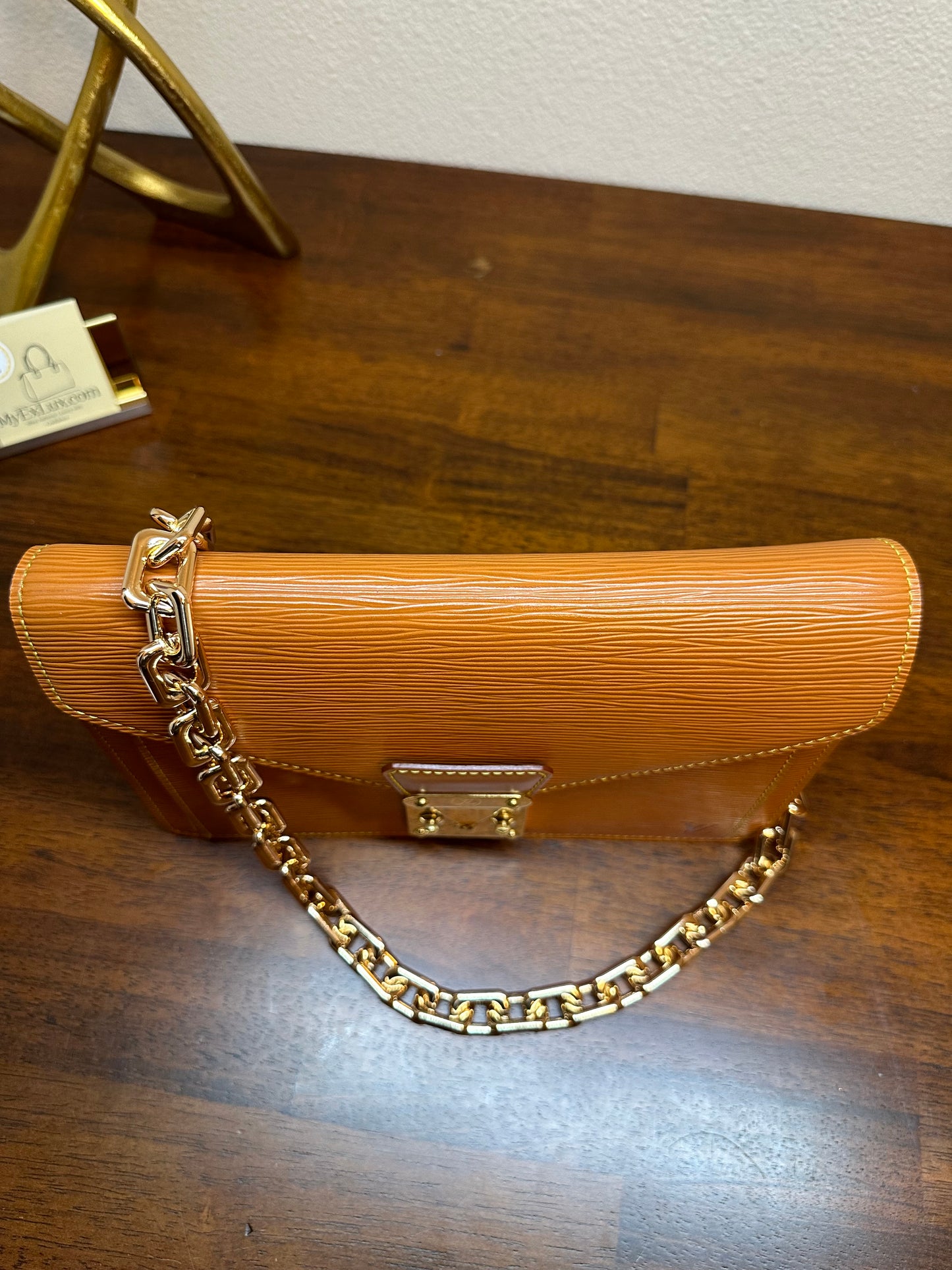 Vintage Louis Vuitton Epi clutch/ purse