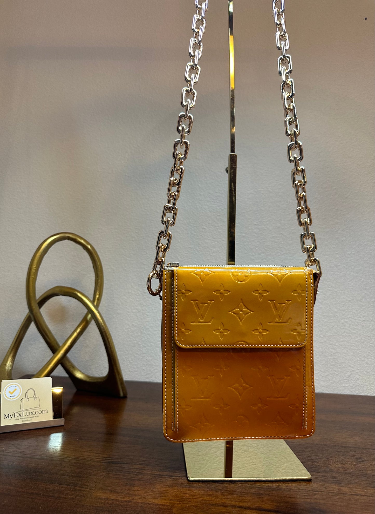 Louis Vuitton vernis shoulder bag