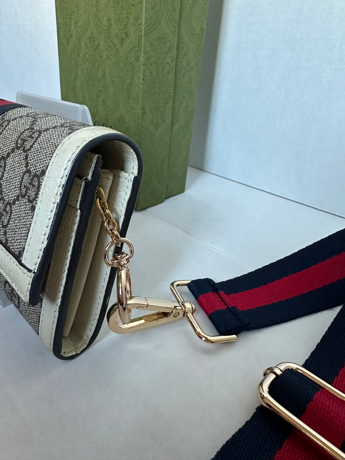 Gucci GG Supreme Monogram Web Ophidia Continental Wallet Beige White