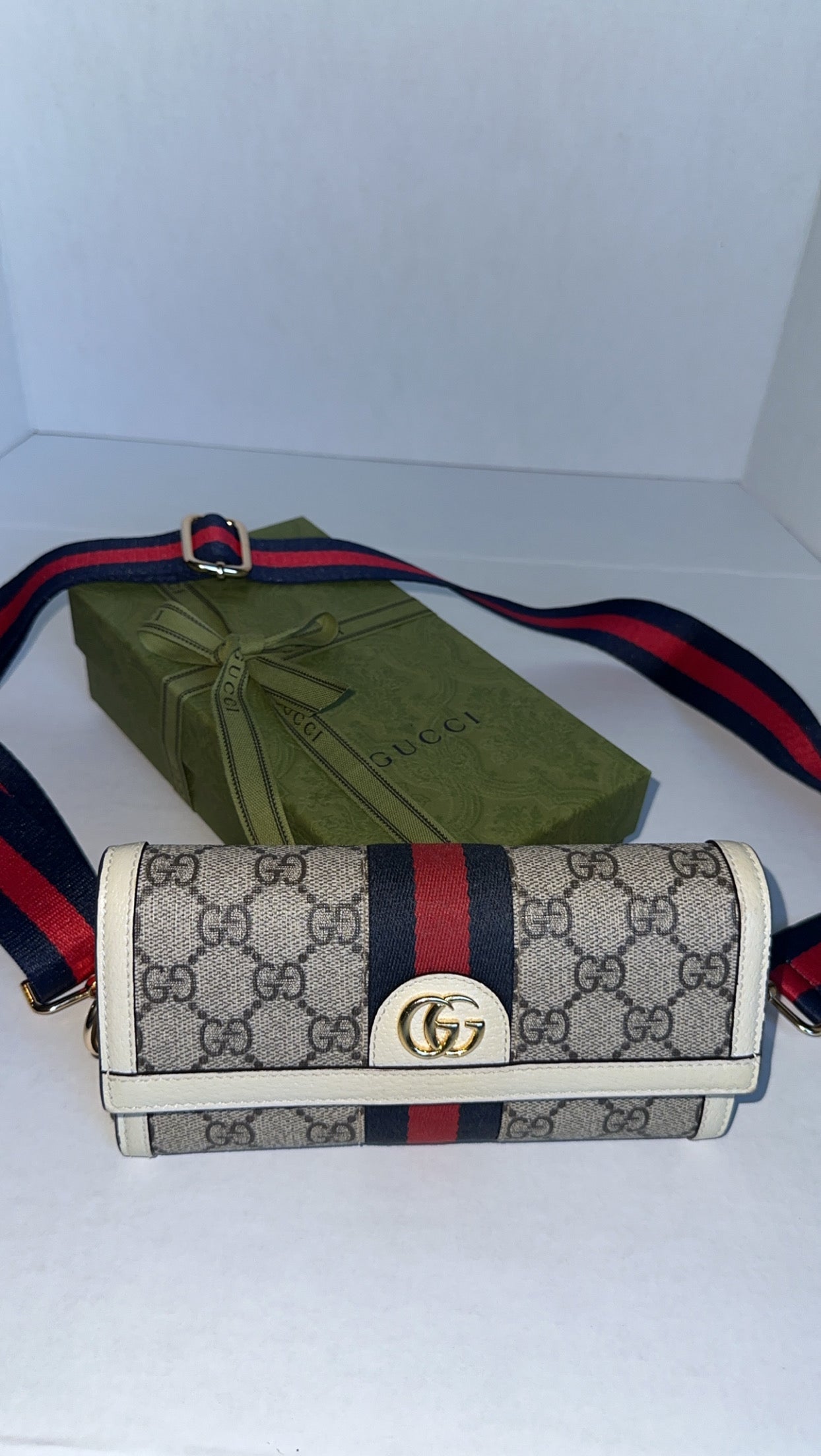 Gucci GG Supreme Monogram Web Ophidia Continental Wallet Beige White