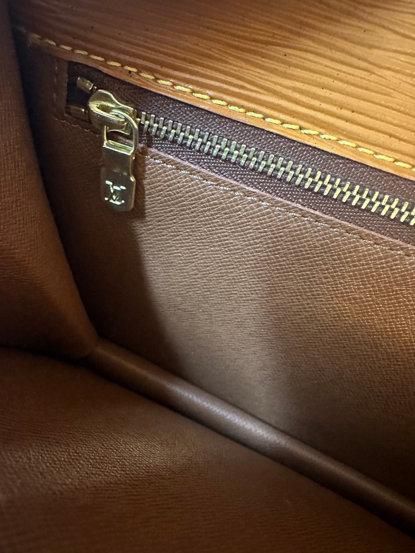 Louis Vuitton Epi vintage clutch/ purse