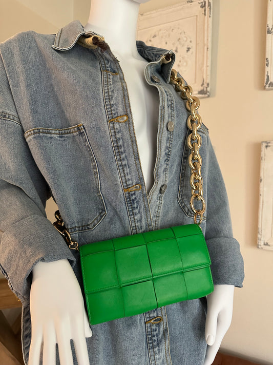 Available Bottega Veneta Cassette Intrecciato green in color