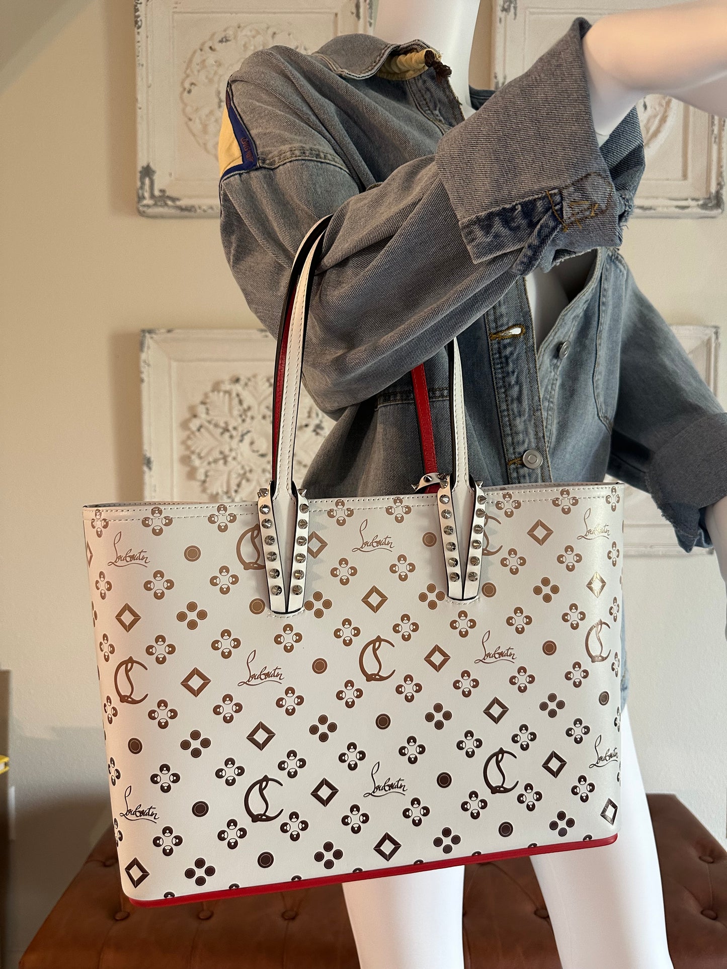 Christian Louboutin Cabata East West Tote