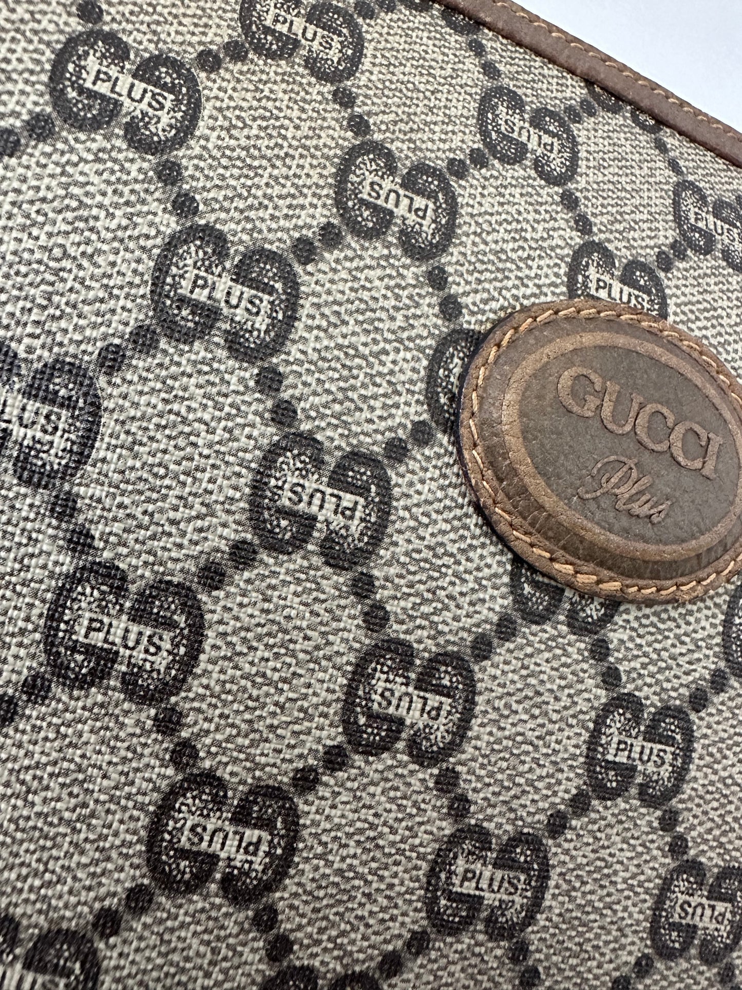 GUCCI PLUS CROSSBODY BAG