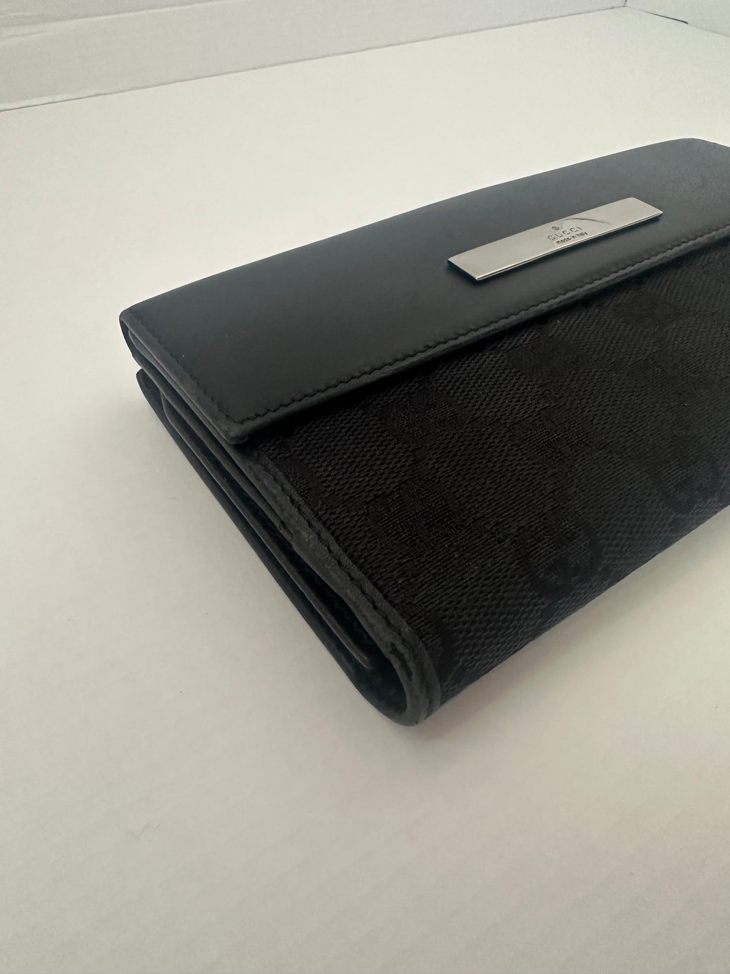 Gucci GG black wallet