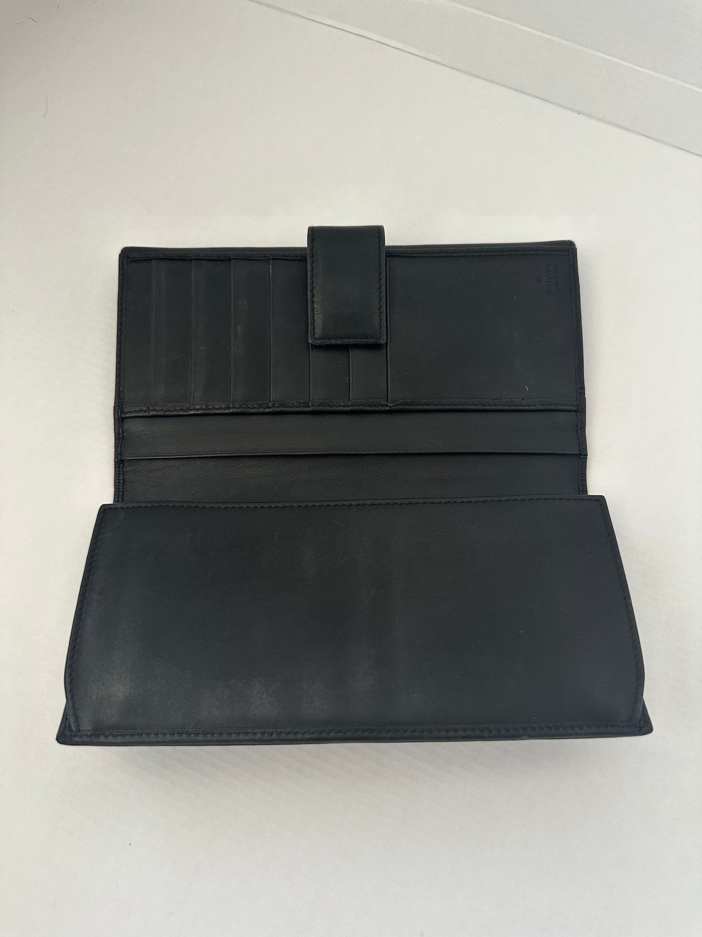 Gucci GG black wallet