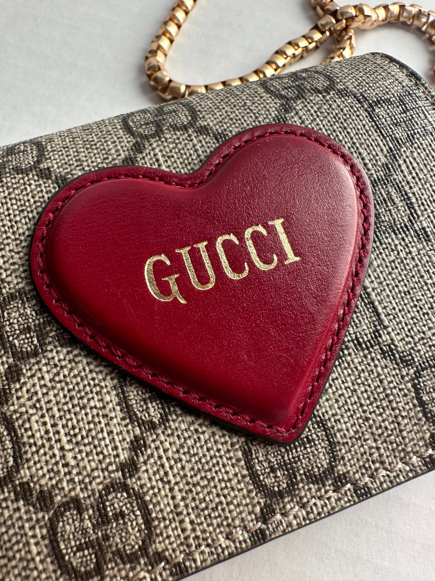 Gucci GG Supreme Heart Motif Bi-Fold Wallet Brown Red