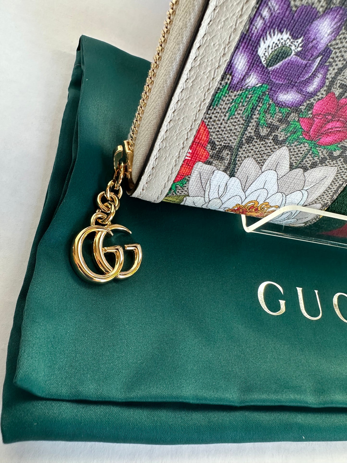 Gucci Ivory Flora Print Zippered Wallet Ophidia NEW