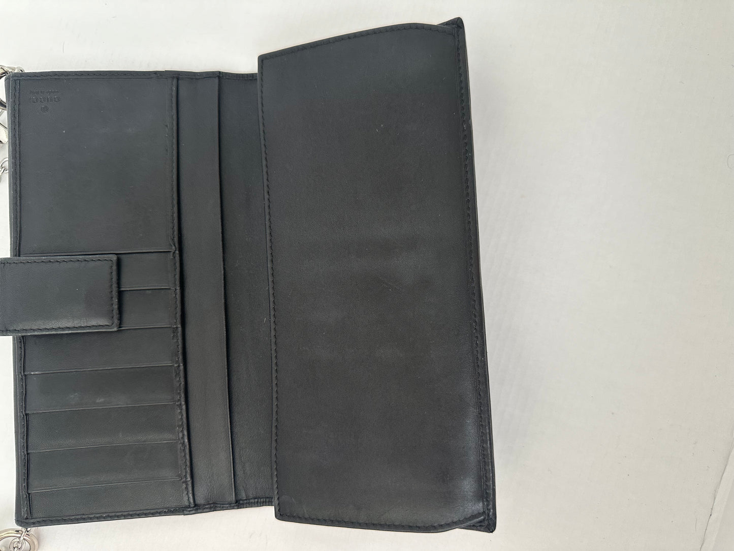 Gucci GG black wallet