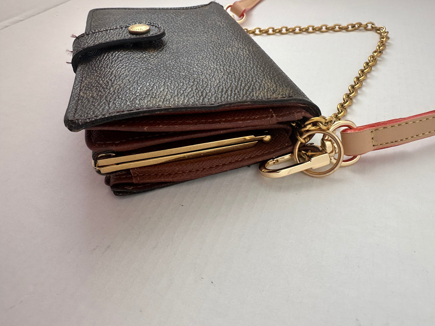 Louis Vuitton, compact monogram wallet with kisslock vintage