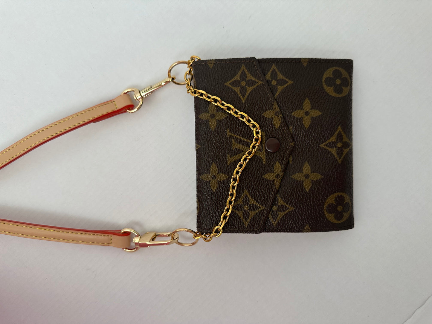 Louis Vuitton, compact monogram wallet vintage