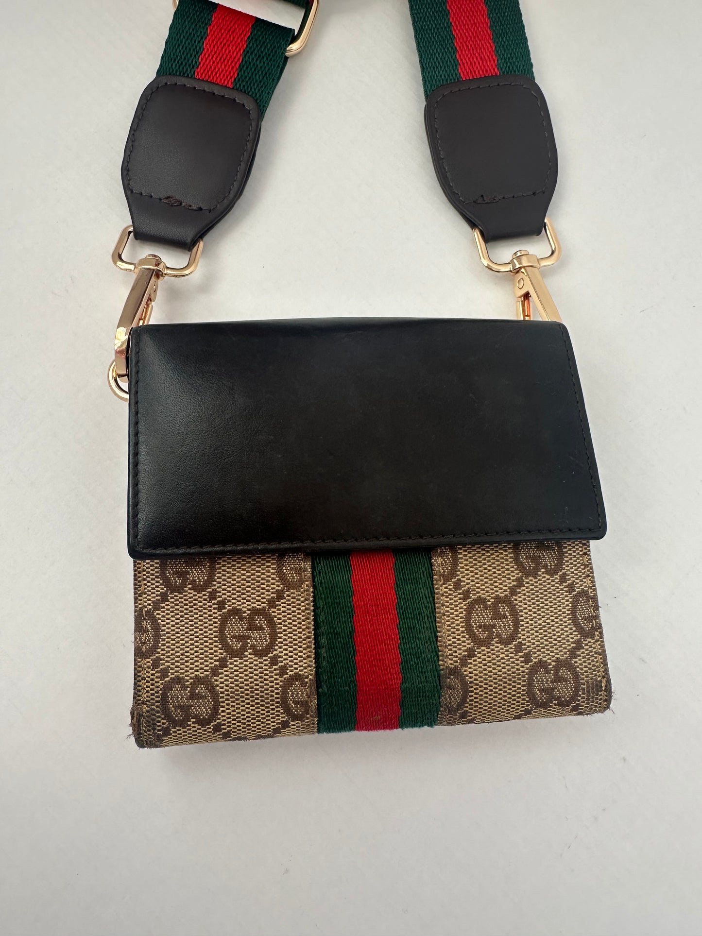 Gucci compact WOC Sherry line