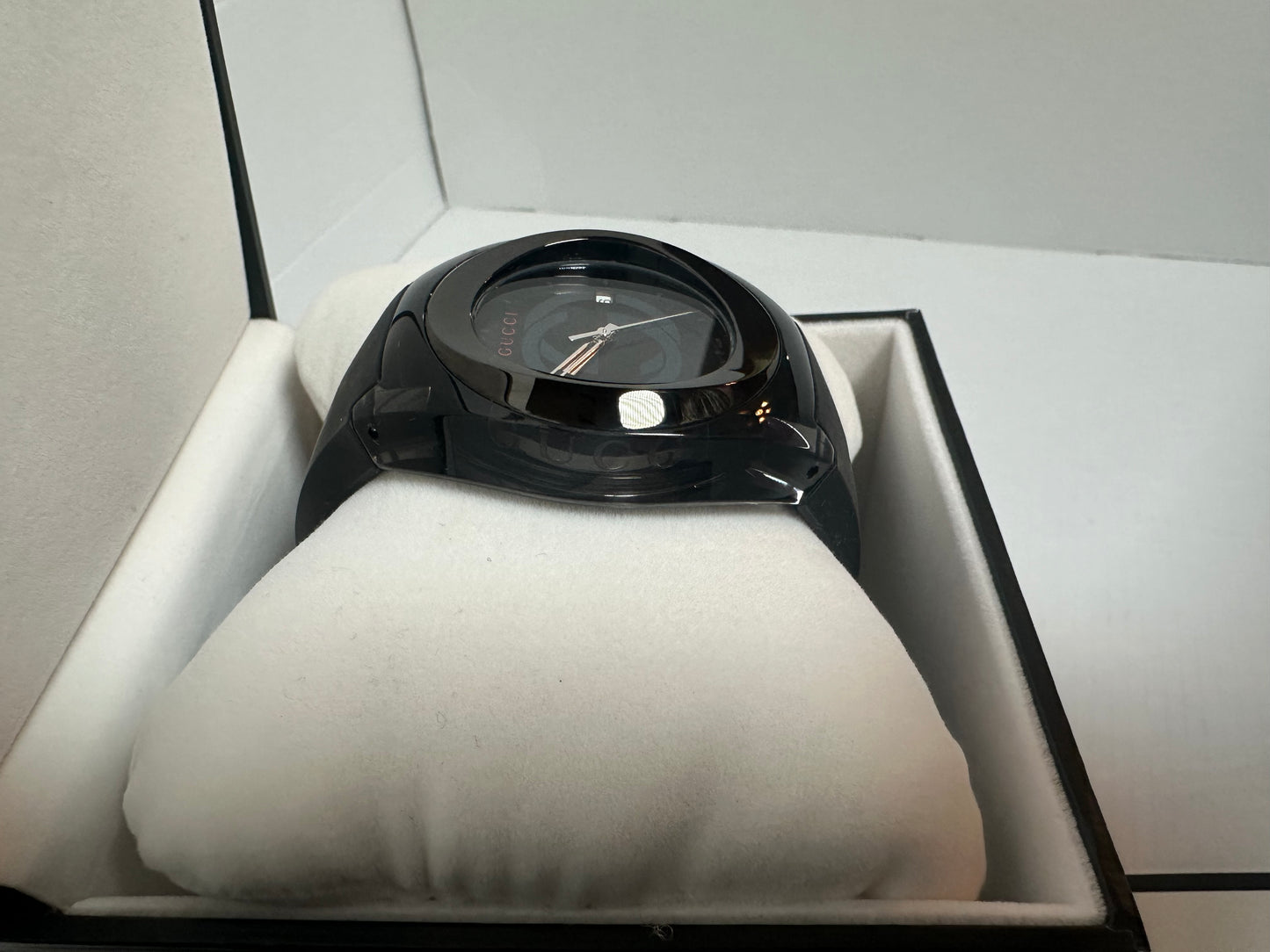 Gucci Quartz mens