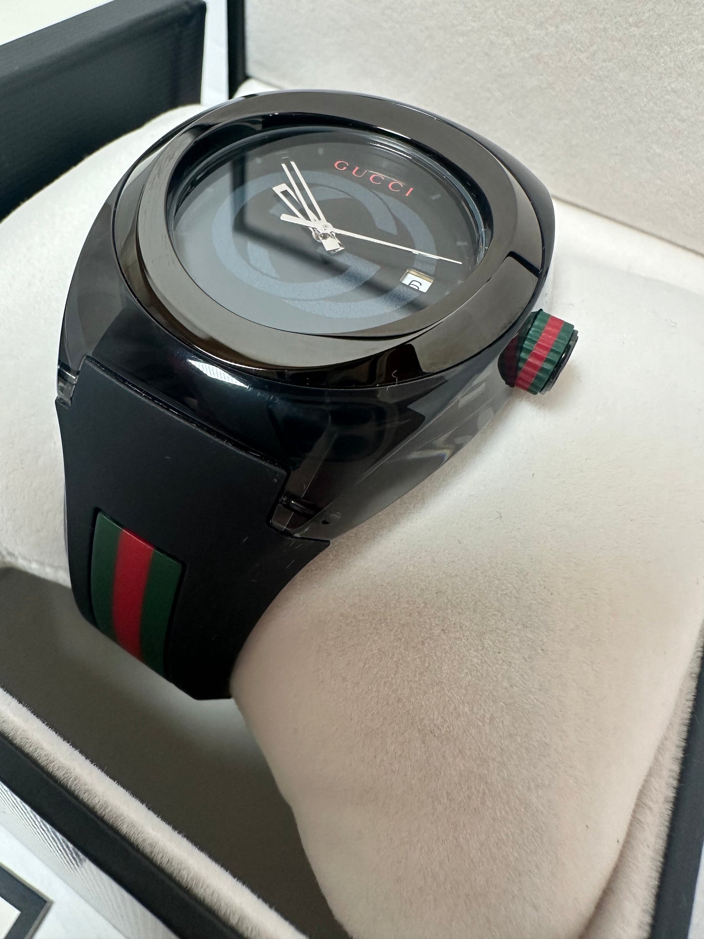 Gucci Quartz mens