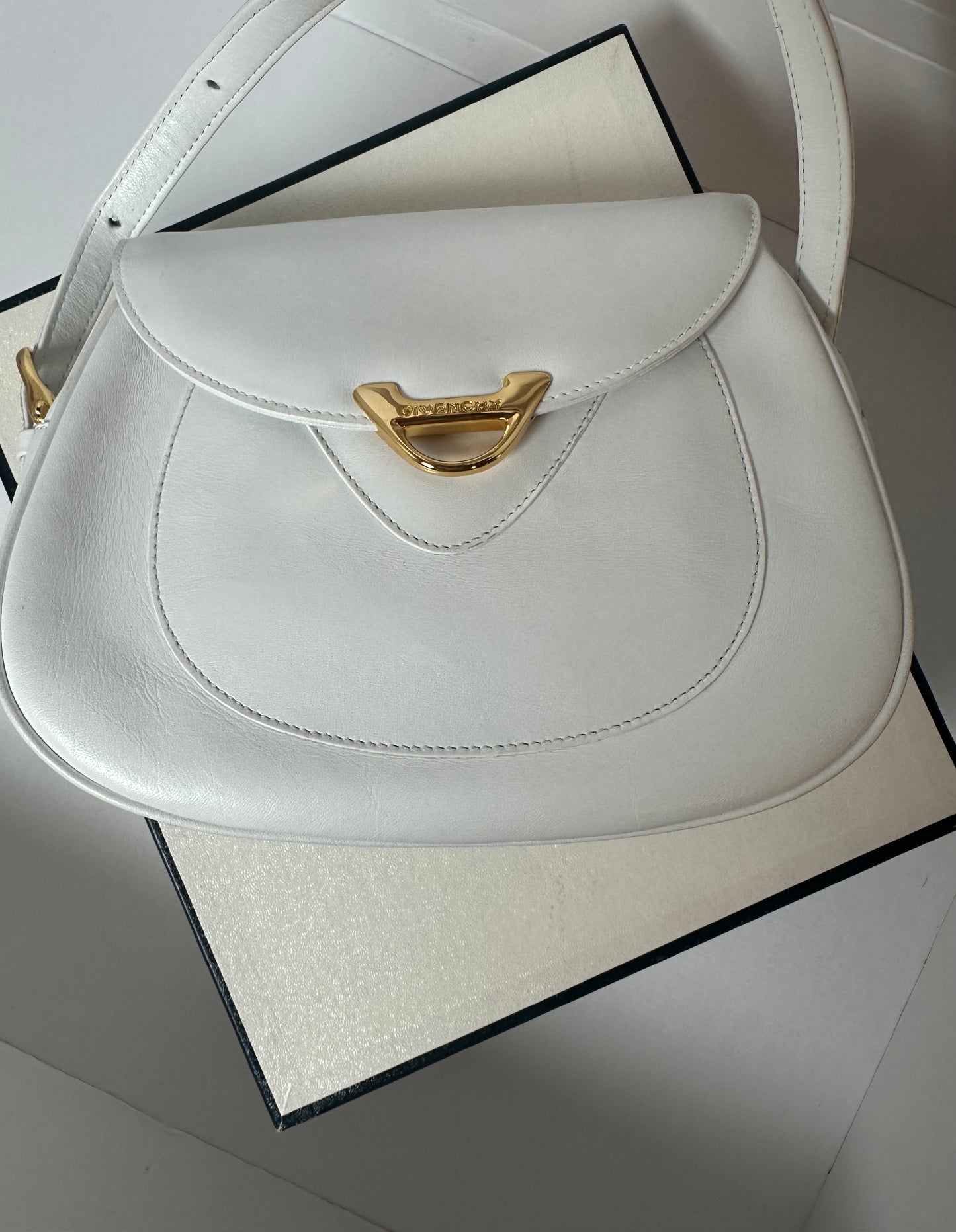 GIVENCHY vintage Shoulder bag flap gold hardware