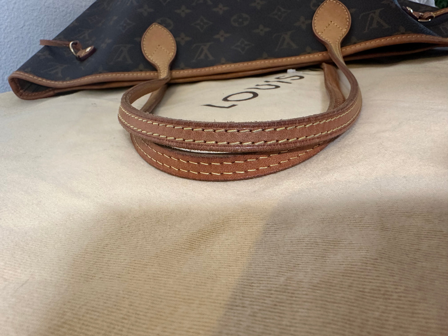 LOUIS VUITTON NEVERFULL MM