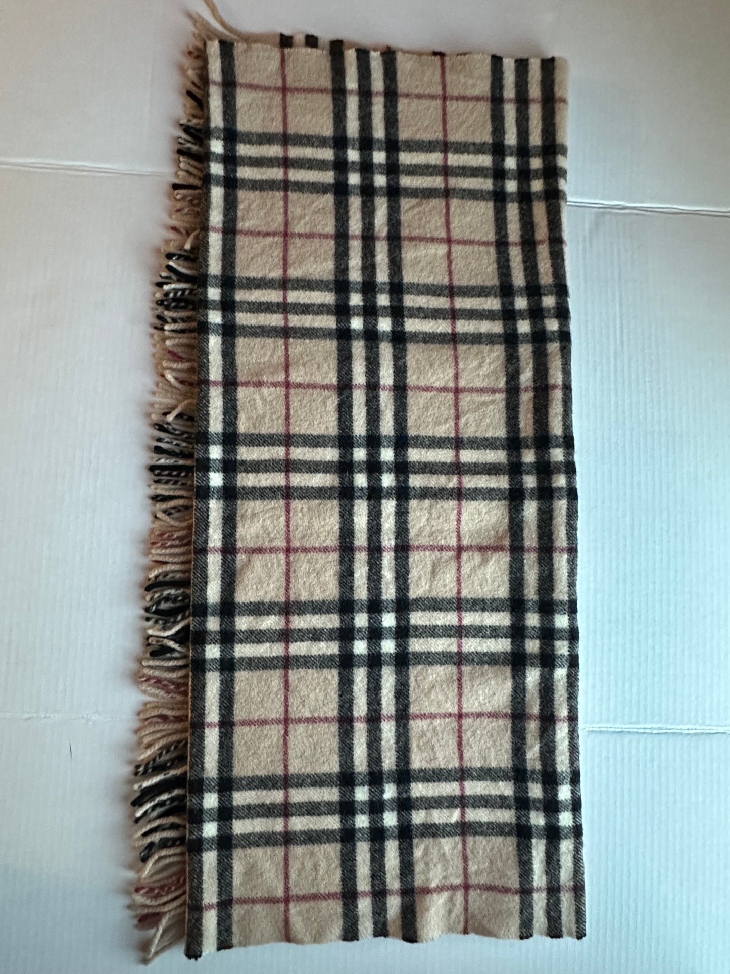 Burberry Classic Nova Check Scarf, lap blanket, shawl 100% pure wool