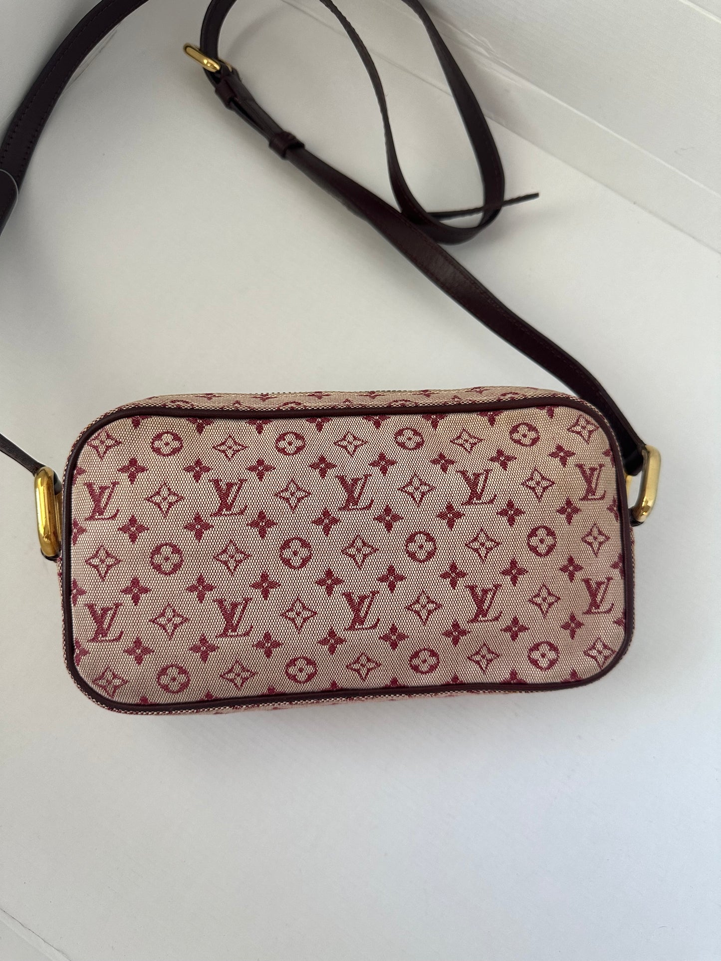 Louis Vuitton LV Shoulder Bag Juliette Red Monogram Mini Lin vintage