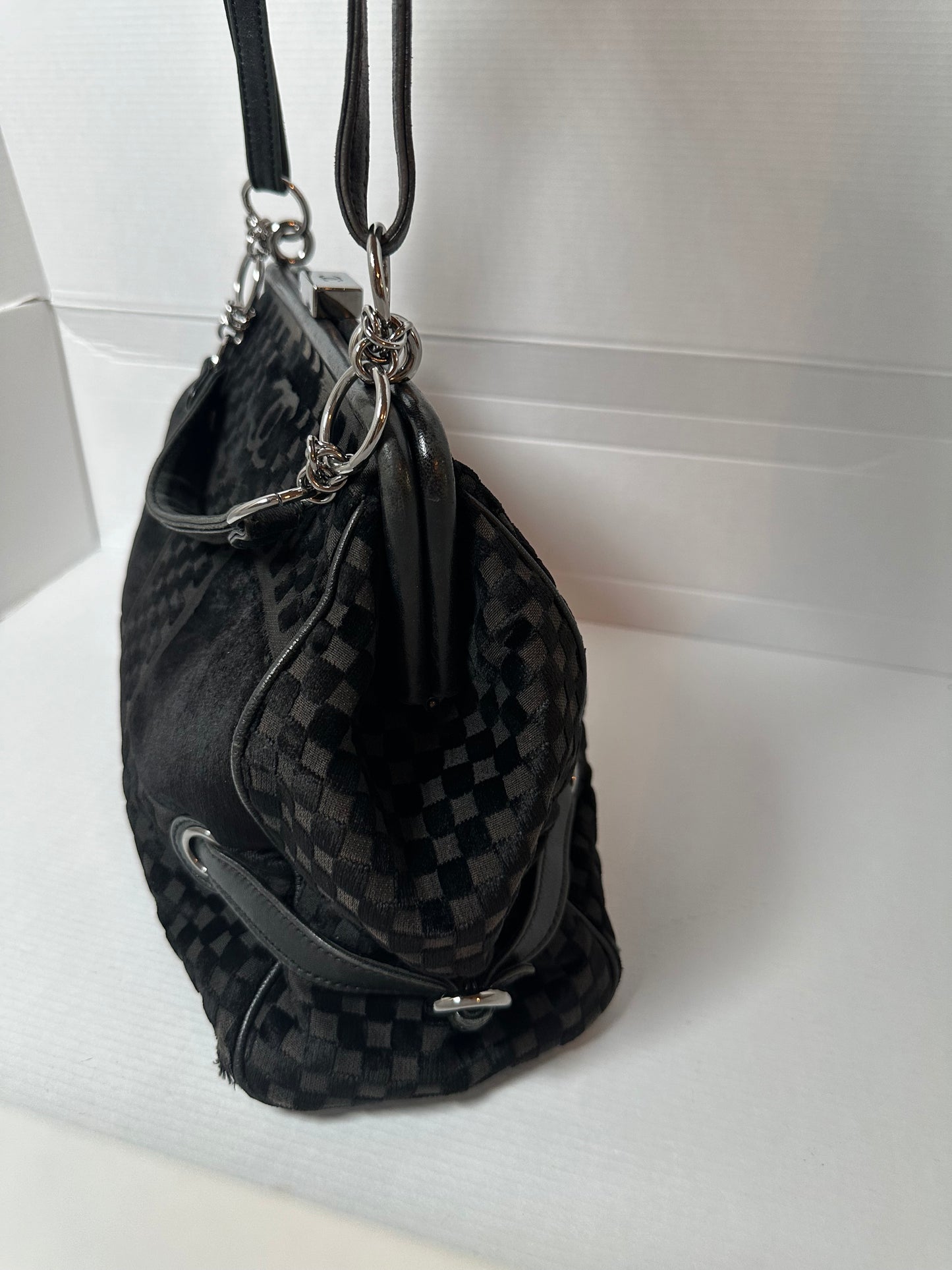 Chanel embossed velvet cc shoulder bag.