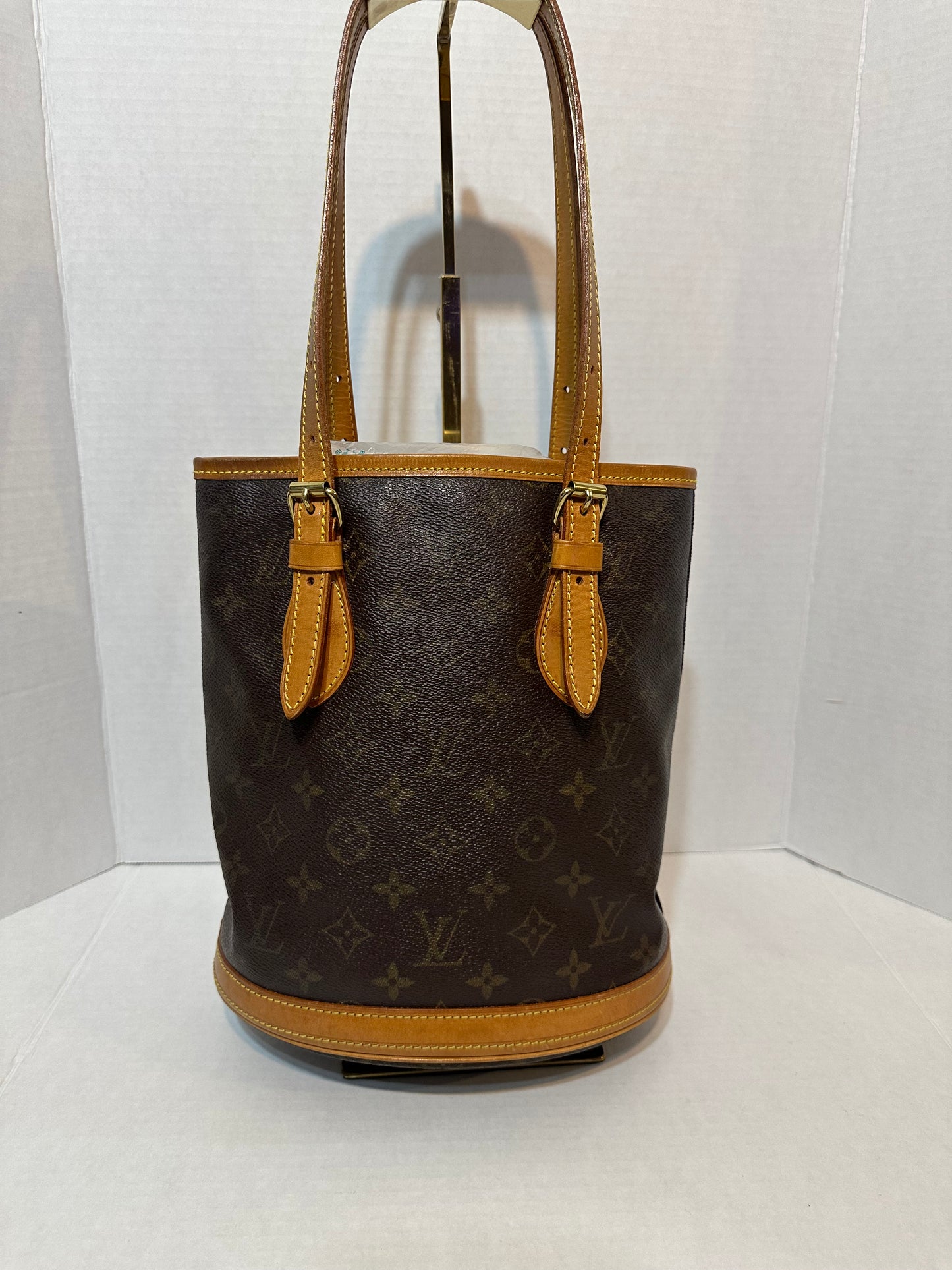 Available Louis Vuitton Bucket Bag