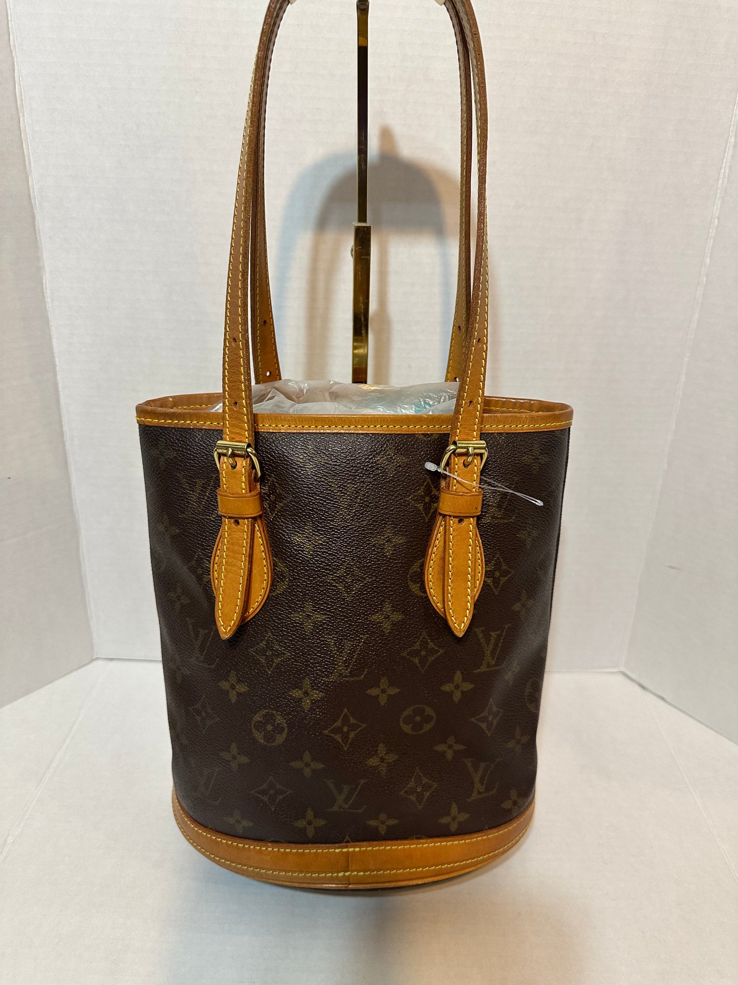 Available Louis Vuitton Bucket Bag