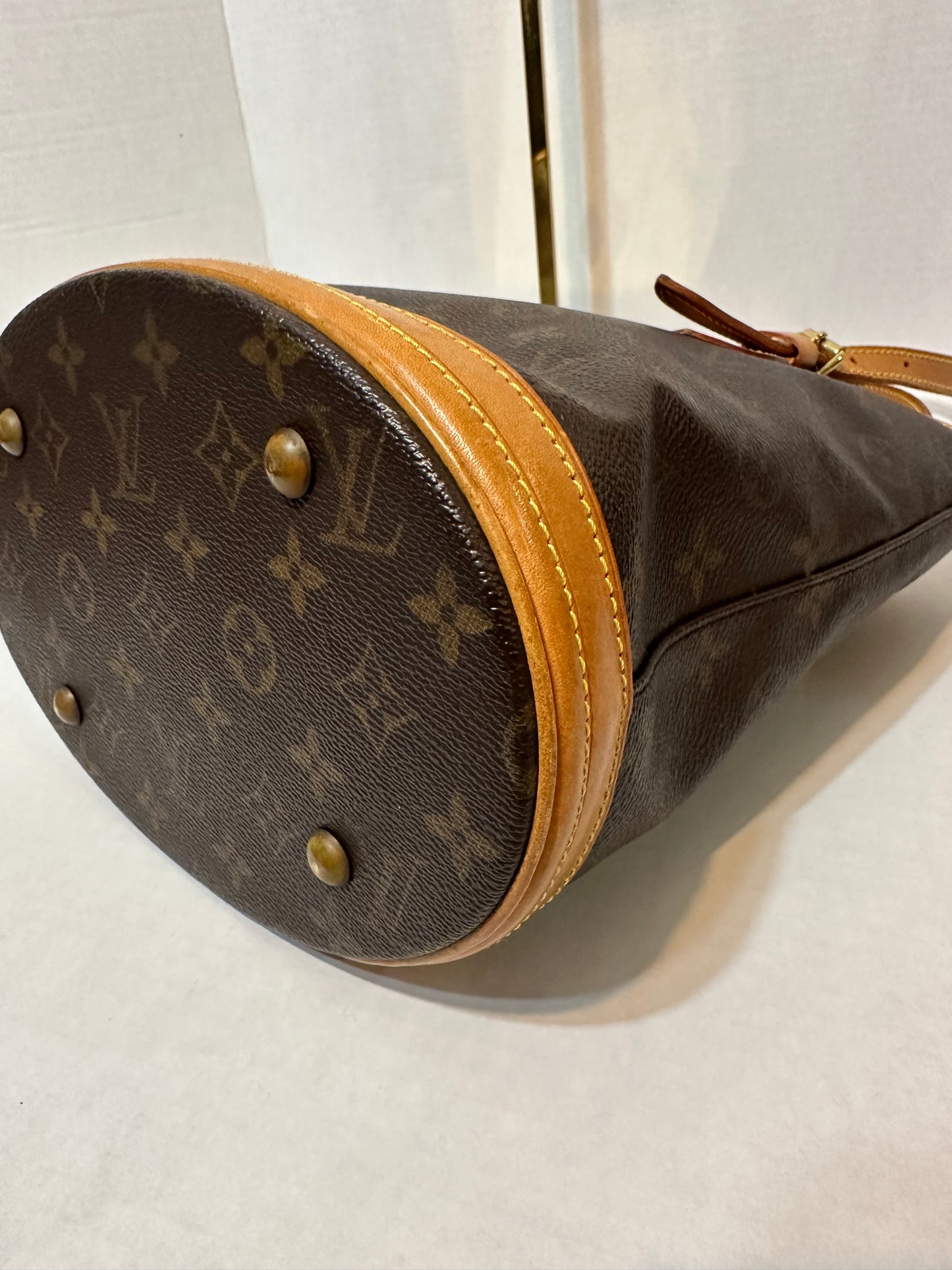 Available Louis Vuitton Bucket Bag