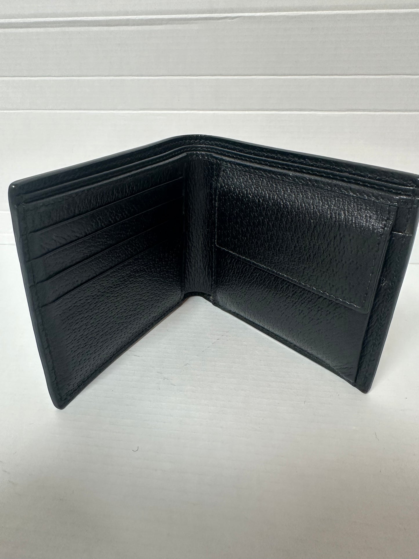 Gucci men's leather wallet with web