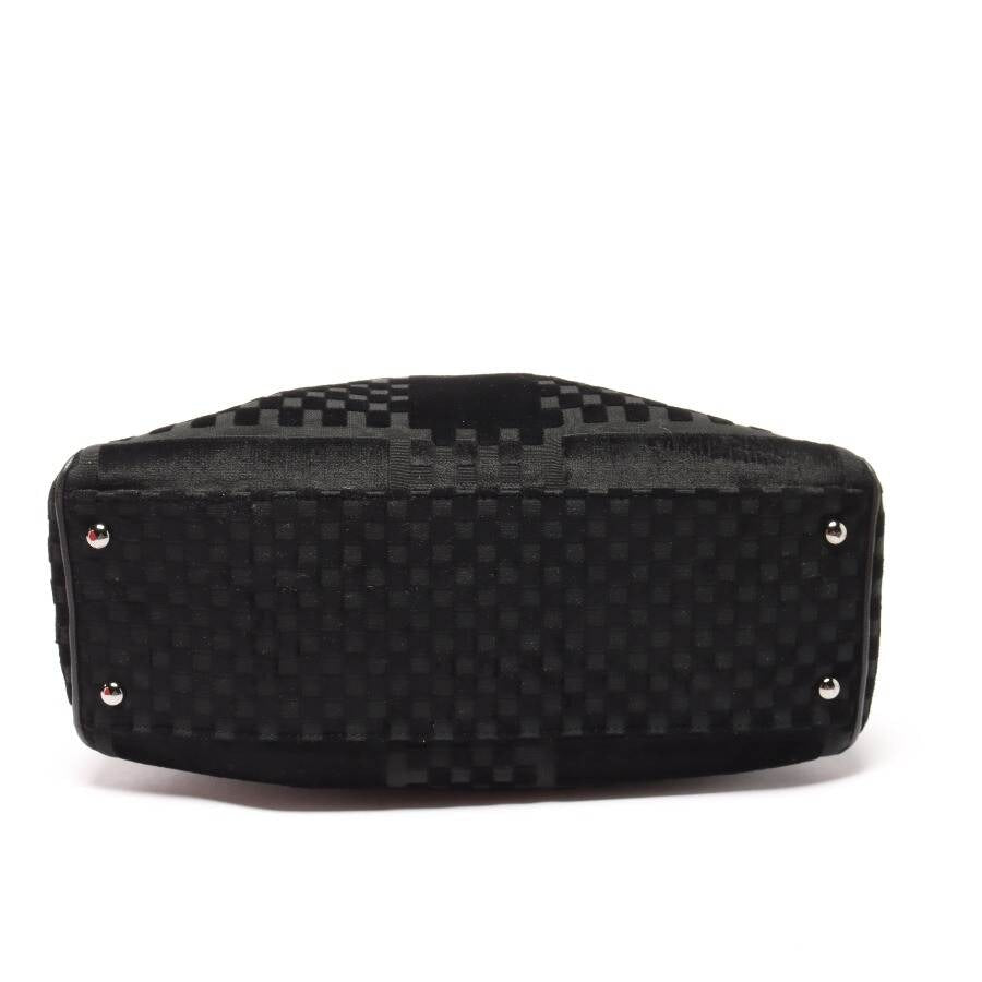 Chanel embossed velvet cc shoulder bag.