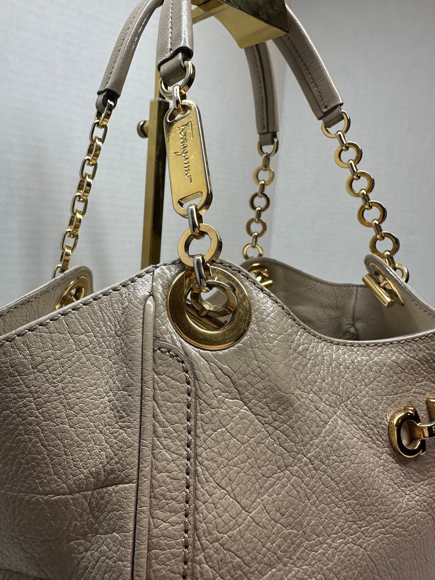 Ferragamo Betulla Chain Tote Leather Small