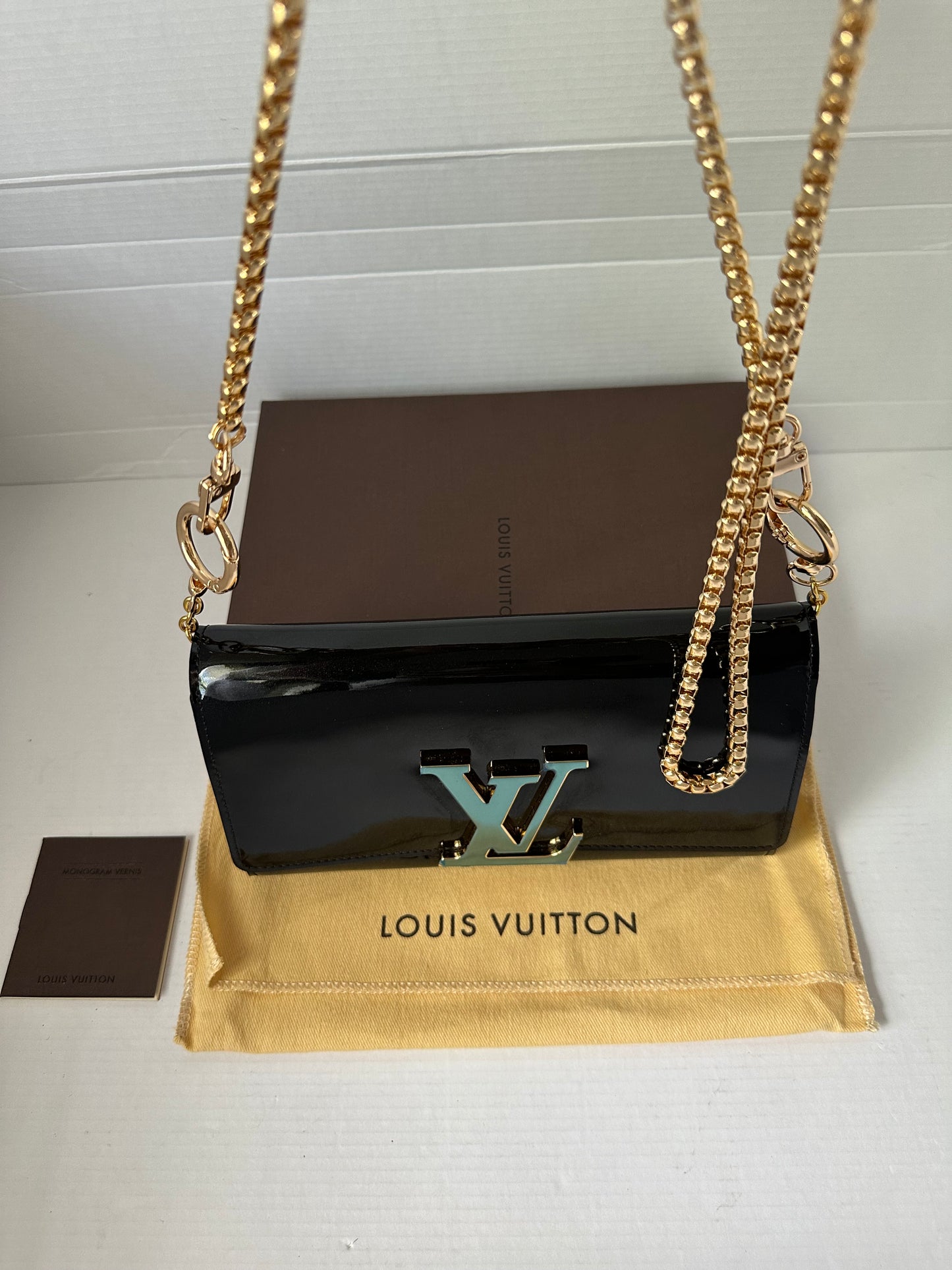 Louis Vuitton Vernis Noir Louise Wallet NEW!!