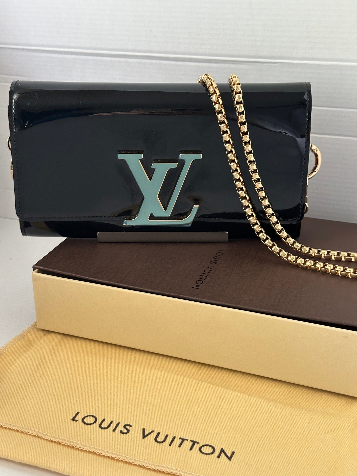 Louis Vuitton Vernis Noir Louise Wallet NEW!!