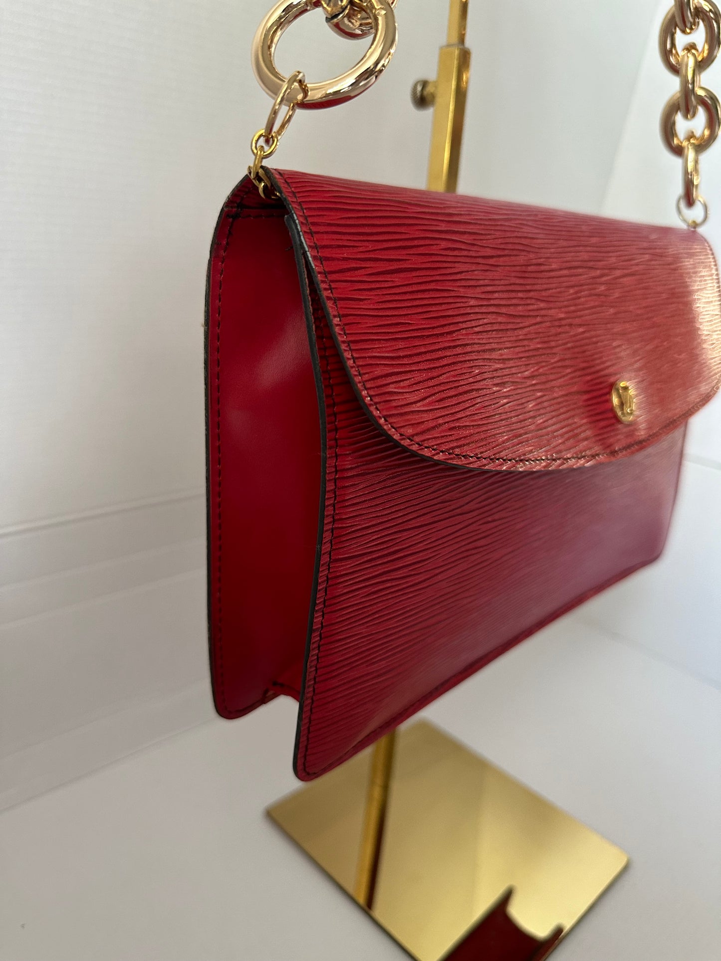 Louis Vuitton Epi leather RED vintage 1988