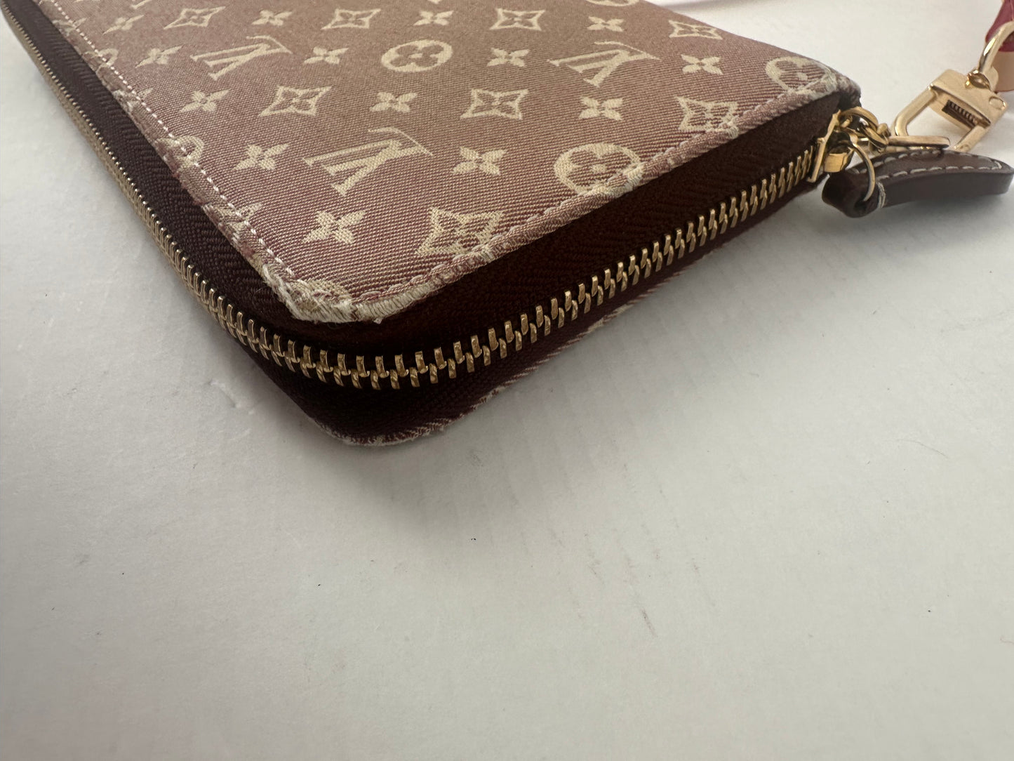 Louis Vuitton Mini Lin Ebene Zippy long Wallet