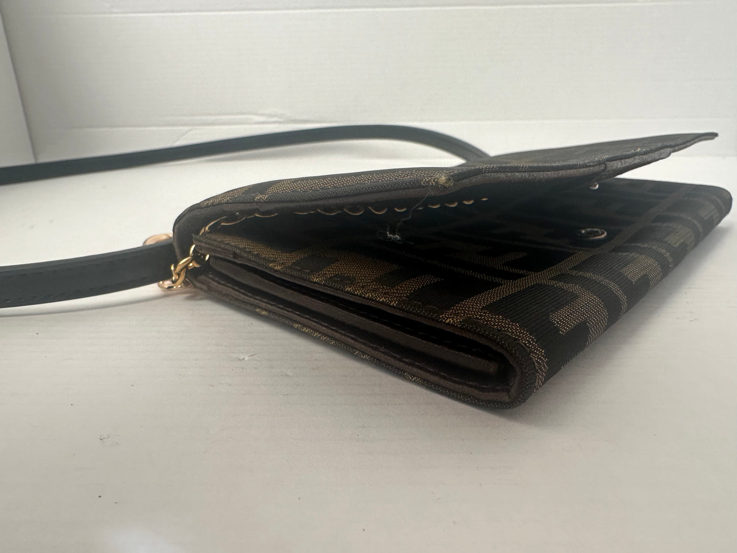 Fendi wallet/ crossbody